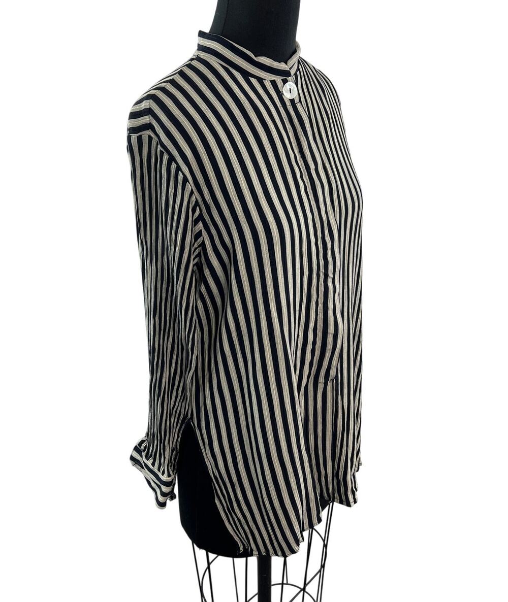 Camille Claudel Gold Black Blouse Striped Collarless Long Sleeve Button Front